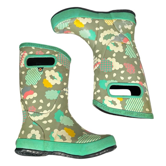 BOGS Pull-on Rubber Rain Boots in rainy day print - Picture 9 of 9
